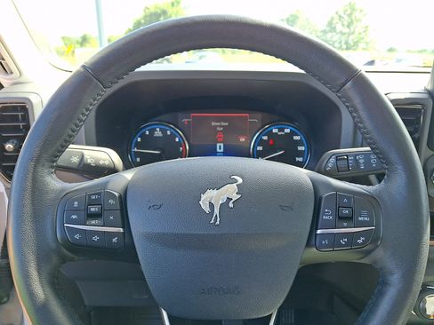 Certified 2023 Ford Bronco Sport Outer Banks w/ Tech Package AWD/4WD image 21