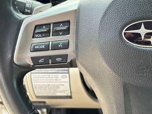 Used 2012 Subaru Outback 3.6R Limited w/ Moonroof Pkg image 15