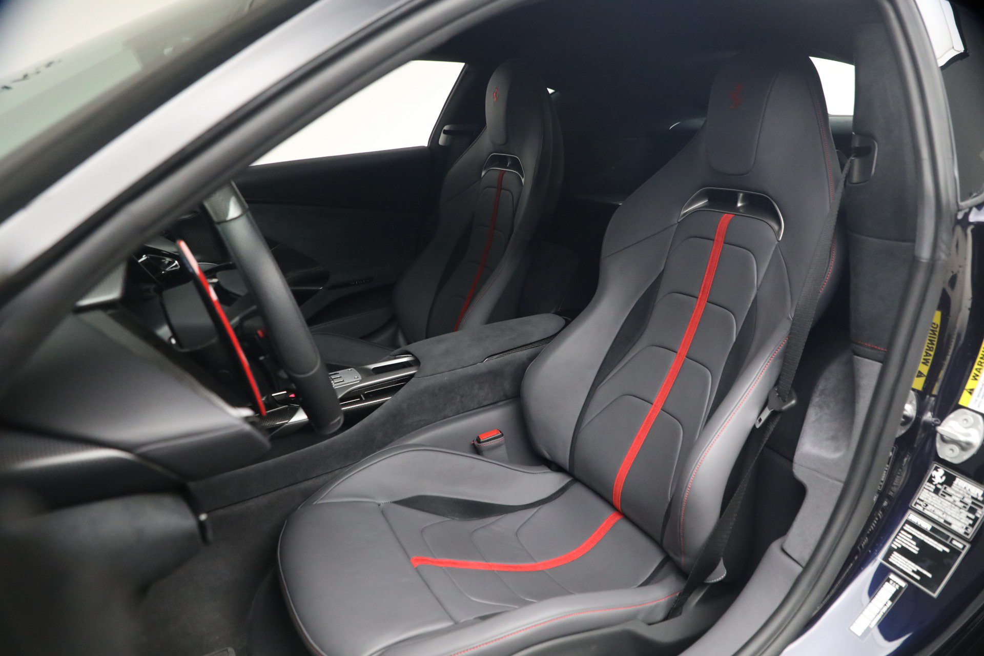 Used 2025 Ferrari 12Cilindri RWD image 14