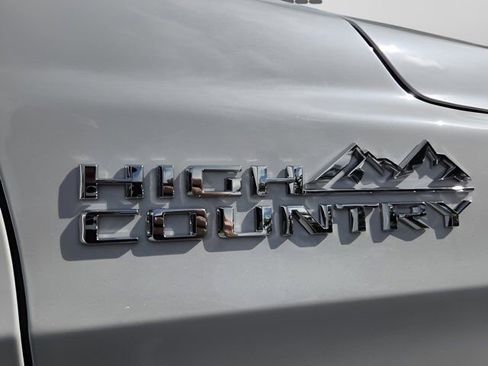 New 2026 Chevrolet Tahoe High Country w/ Sun And Tow Package RWD image 18