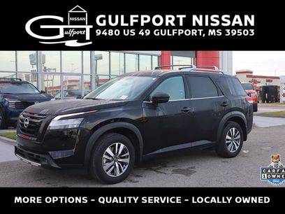 Used 2024 Nissan Pathfinder SL w/ Lighting Package (N92)