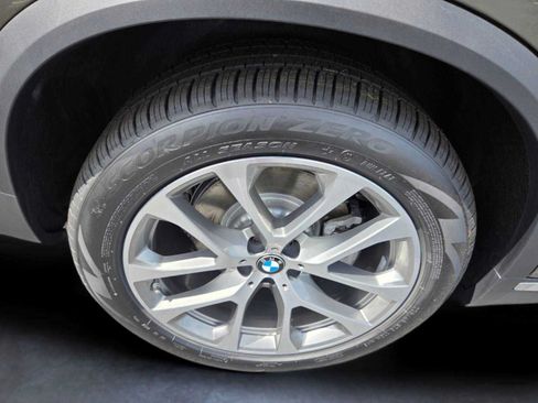New 2026 BMW X5 xDrive40i w/ Premium Package AWD/4WD image 18