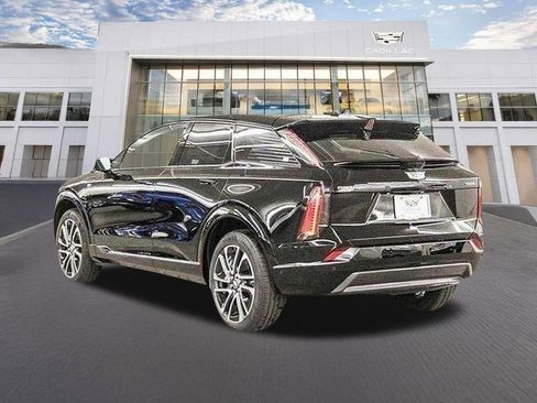 New 2026 Cadillac Optiq Sport 1 AWD/4WD image 6
