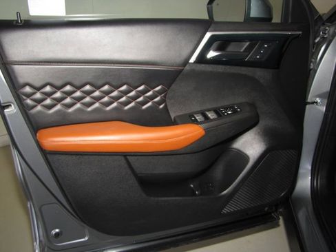 Used 2022 Mitsubishi Outlander SEL AWD/4WD image 11