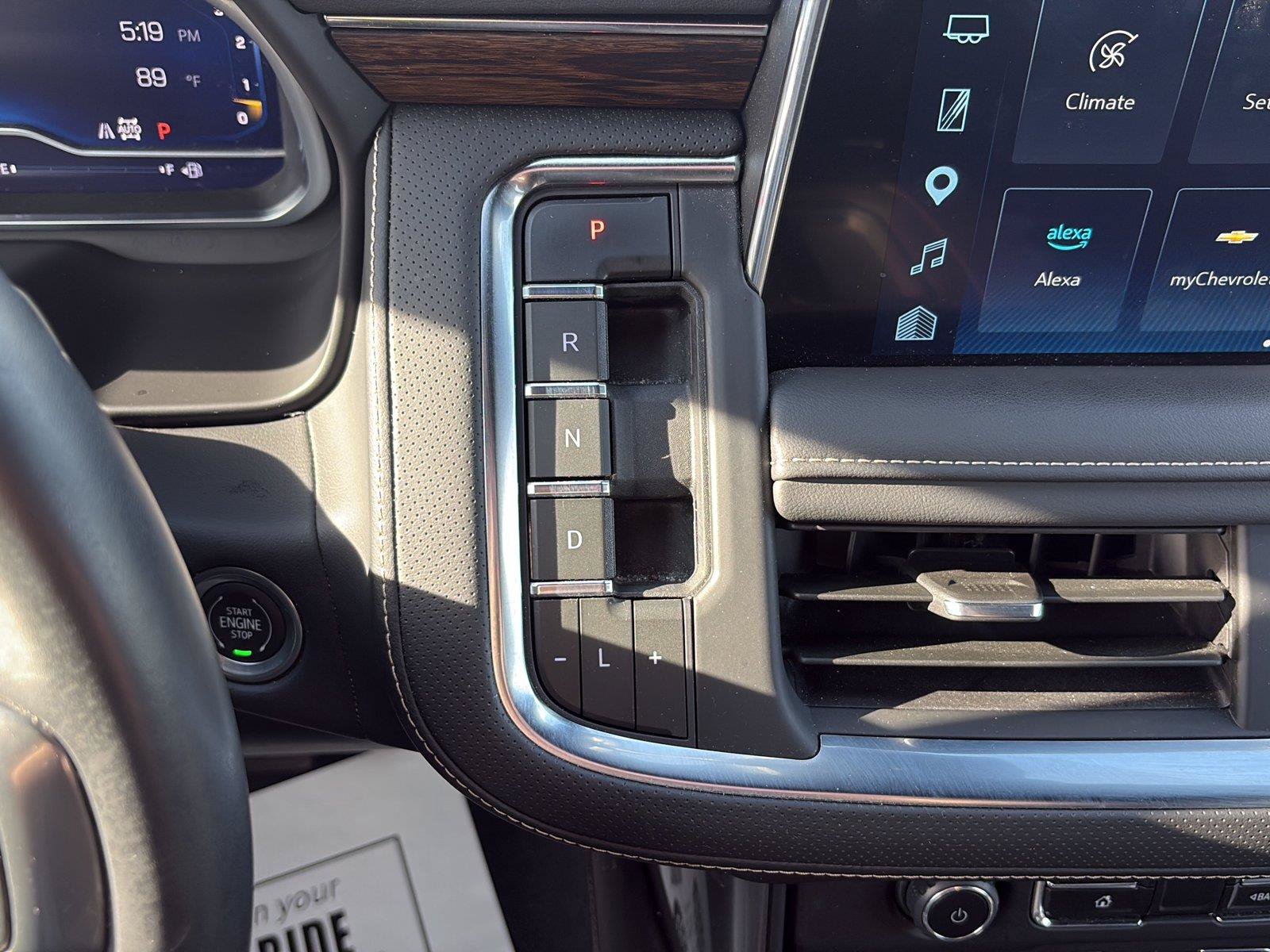 Certified 2023 Chevrolet Tahoe Premier AWD/4WD image 16