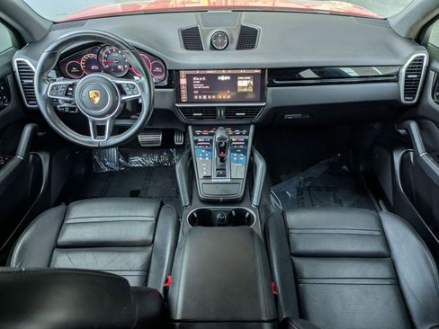 Used 2021 Porsche Cayenne S AWD/4WD image 23