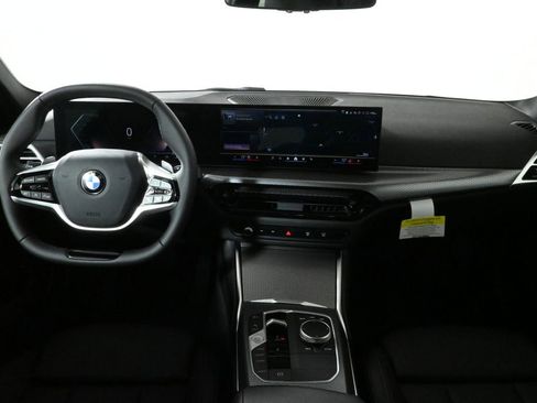 Used 2026 BMW 330i xDrive Sedan w/ Convenience Package image 17