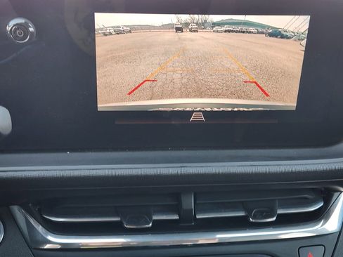 Used 2024 Buick Envista Preferred image 18