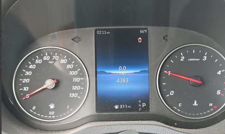 Used 2025 Mercedes-Benz Sprinter 2500 image 13