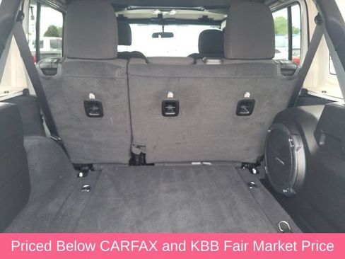 Used 2022 Jeep Wrangler Unlimited Sport AWD/4WD image 13
