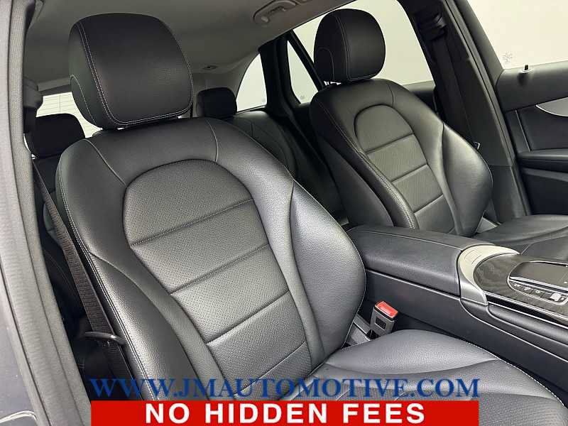 Used 2022 Mercedes-Benz GLC 300 4MATIC image 20