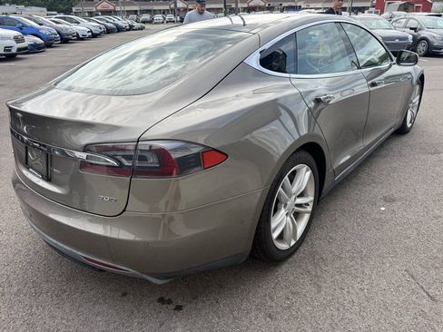 Used 2015 Tesla Model S 70D AWD/4WD image 7