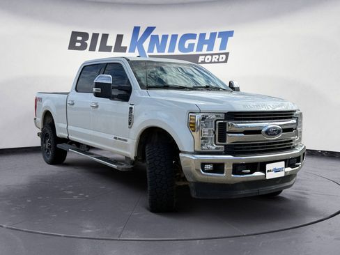 Used 2019 Ford F250 XLT w/ XLT Premium Package image 7