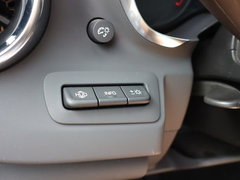 Used 2022 Chevrolet Camaro SS RWD image 17