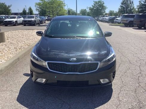 Used 2017 Kia Forte EX w/ EX Premium Plus Package FWD image 2