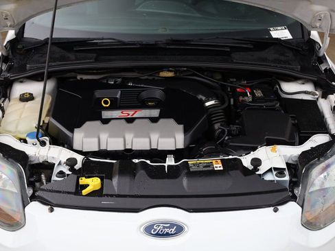 Used 2014 Ford Focus ST image 9