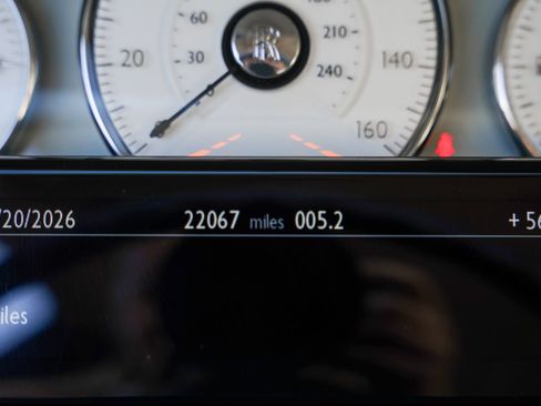 Used 2016 Rolls-Royce Ghost image 10