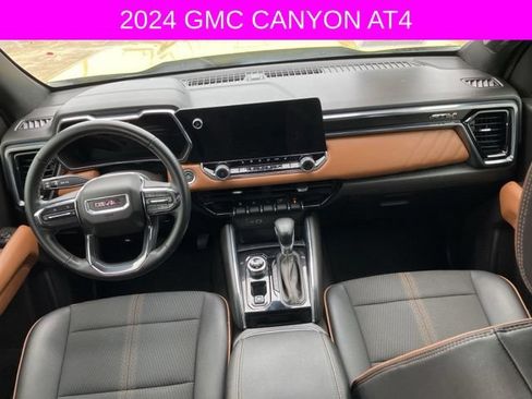 Used 2024 GMC Canyon AT4 AWD/4WD image 23