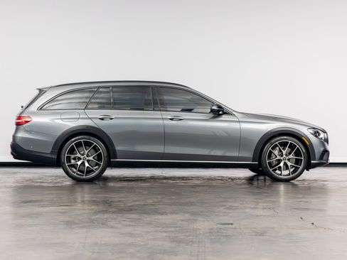 Used 2023 Mercedes-Benz E 450 4MATIC All-Terrain Wagon image 21