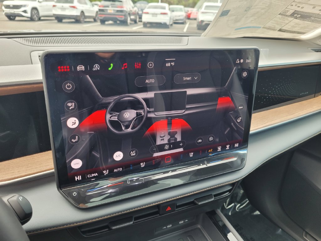 New 2027 Volkswagen Atlas SE FWD image 20
