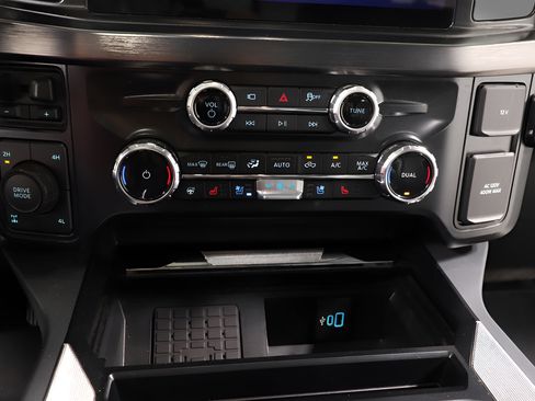 Used 2025 Ford F250 Lariat w/ Lariat Ultimate Package AWD/4WD image 10