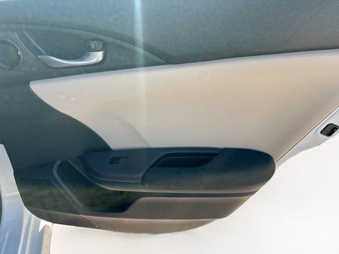 Used 2019 Honda Civic EX image 28