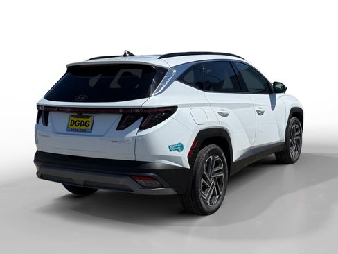 Certified 2025 Hyundai Tucson Limited AWD/4WD image 5