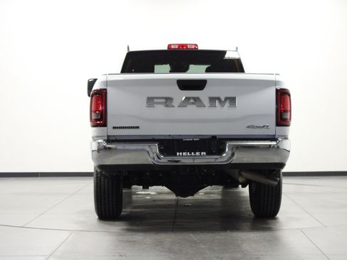 Used 2026 RAM 2500 Big Horn AWD/4WD image 5