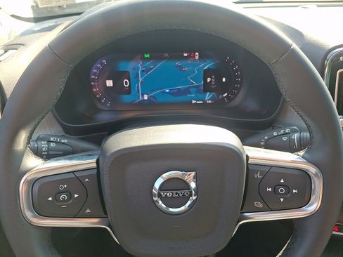 Used 2023 Volvo XC40 B5 Ultimate w/ Protection Package Premier AWD/4WD image 20