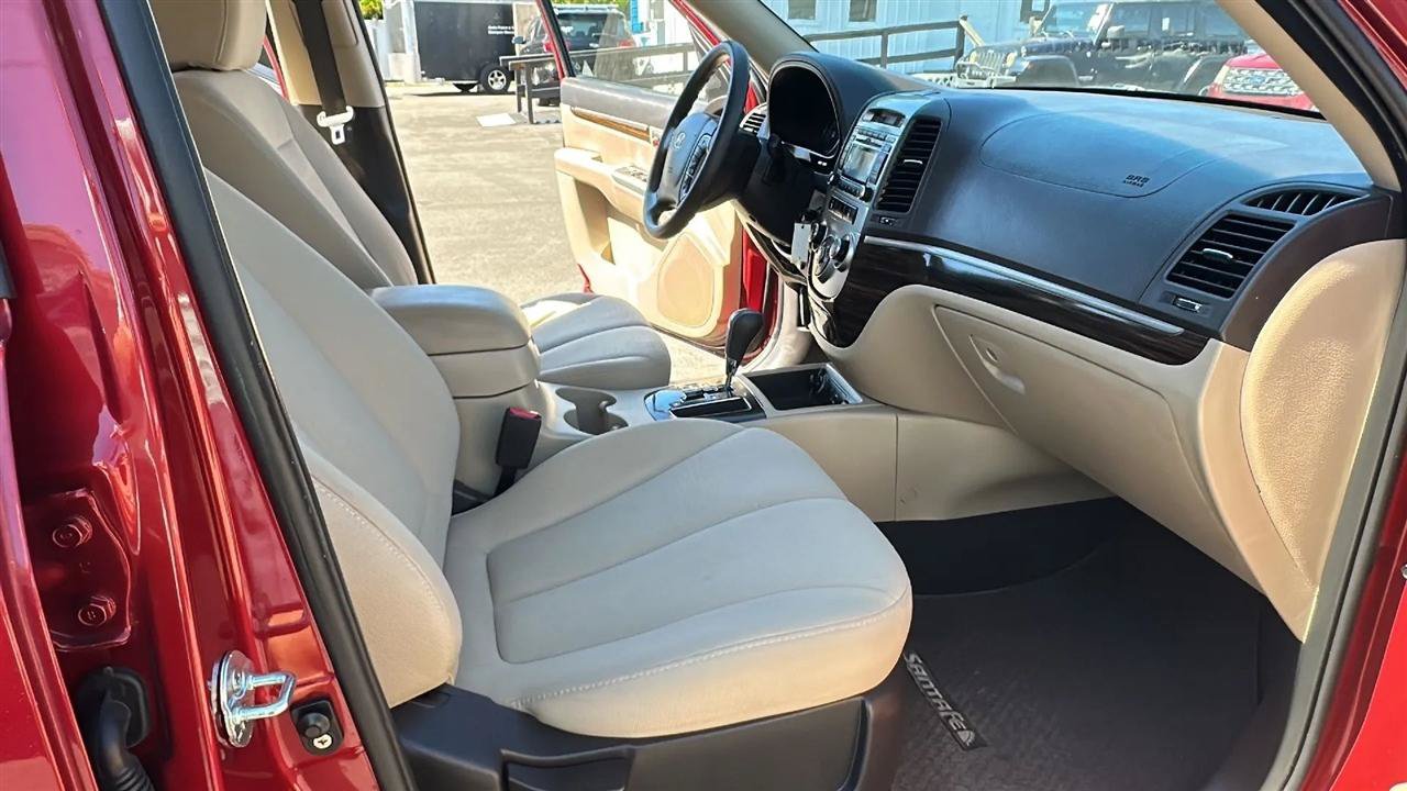 Used 2010 Hyundai Santa Fe GLS FWD image 36