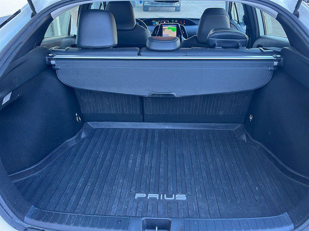 Used 2019 Toyota Prius Limited FWD image 23