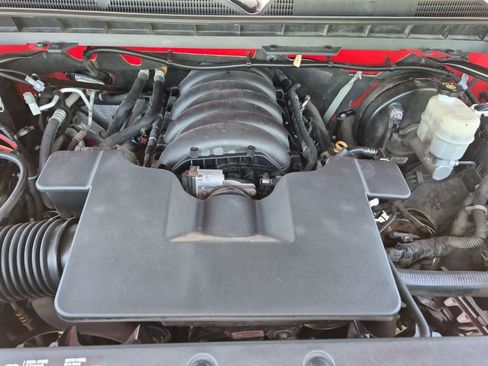 Used 2019 Chevrolet Silverado 1500 Custom w/ Custom Convenience Package AWD/4WD image 27