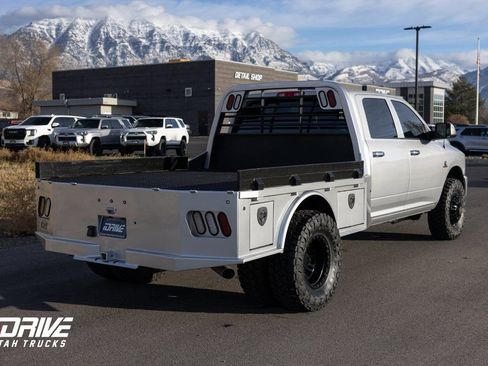 Used 2017 RAM 3500 Tradesman w/ Chrome Appearance Group image 8