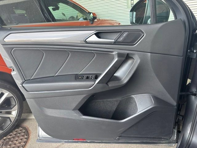 Certified 2023 Volkswagen Tiguan SE AWD/4WD image 12