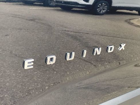 Used 2025 Chevrolet Equinox LT FWD image 31