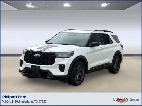 Used 2025 Ford Explorer ST AWD/4WD image 1
