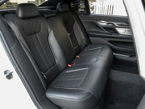 Used 2022 BMW 750i xDrive 750i xDrive w/ Executive Package image 39