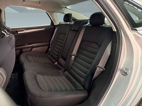 Used 2014 Ford Fusion SE image 13