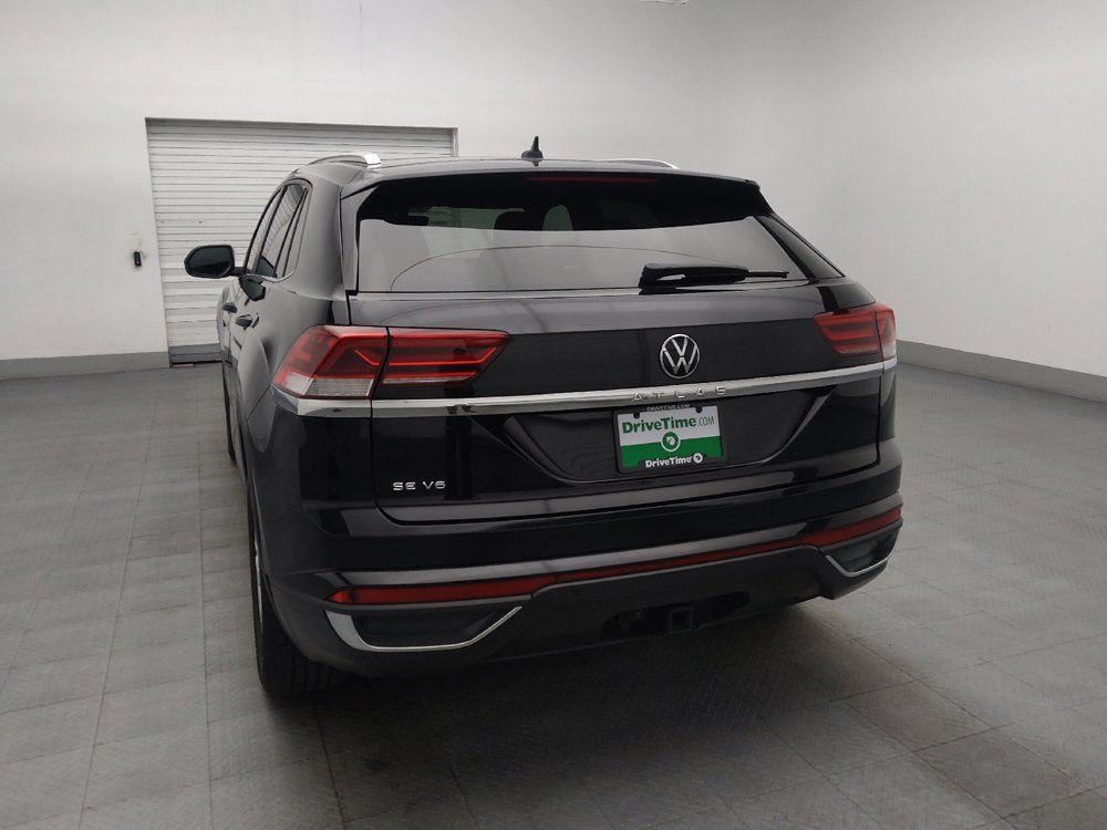 Used 2023 Volkswagen Atlas Cross Sport SE w/ Panoramic Sunroof Package FWD image 6