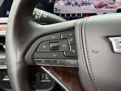 Used 2022 Cadillac Escalade ESV Premium Luxury Platinum image 34