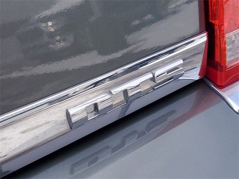 Used 2006 Cadillac DTS w/ Sun And Sound Package image 10