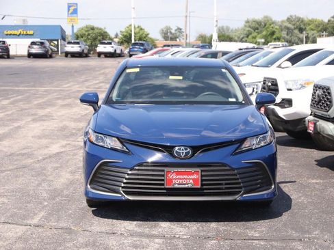 Used 2024 Toyota Camry LE w/ Convenience Package FWD image 4