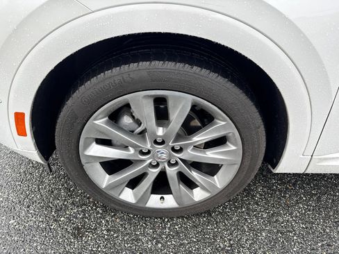 Used 2023 Buick Envision Avenir FWD image 13