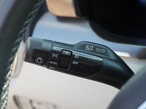 Used 2023 Kia Sorento SX AWD/4WD image 31