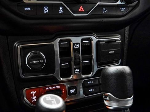 Used 2020 Jeep Wrangler Unlimited Rubicon AWD/4WD image 60