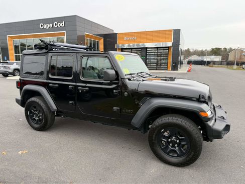 Used 2025 Jeep Wrangler Sport image 2