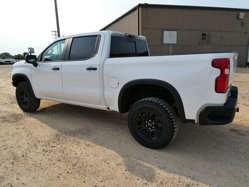 New 2026 Chevrolet Silverado 1500 ZR2 w/ Dark Appearance Package AWD/4WD image 7