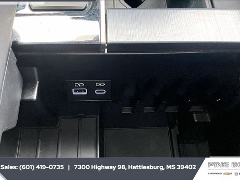 Used 2025 Toyota Tundra Platinum image 24