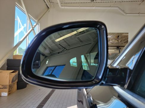 Used 2021 BMW X3 sDrive30i w/ Convenience Package RWD image 10