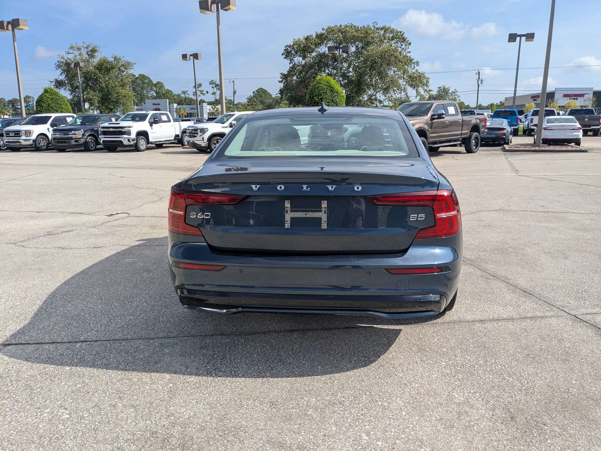 Used 2024 Volvo S60 B5 Plus FWD image 5